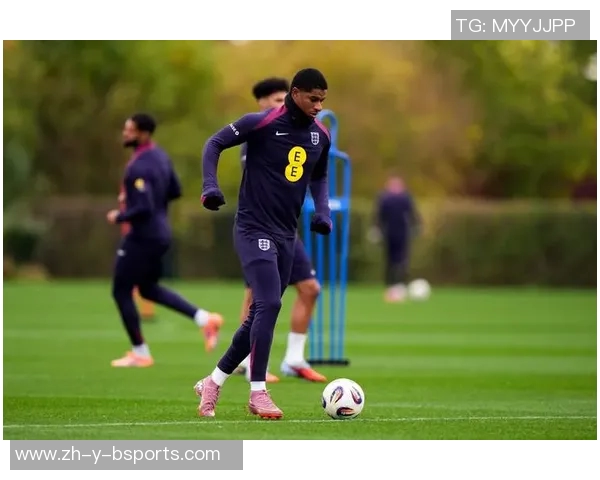 英格兰当代足球球星的荣耀历程与赛场辉煌瞬间 英格兰当代足球球星的荣耀历程与赛场辉煌瞬间